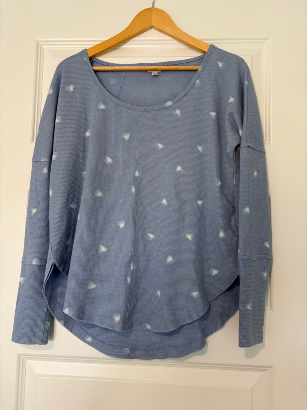 Blue Heart-Print Long Sleeve Scoop Neck Top by Lucky Brand Women's Size Small
